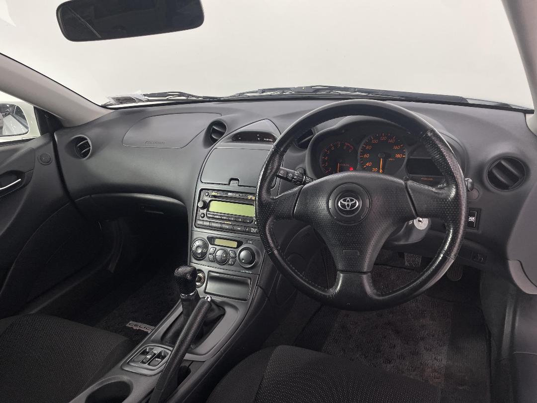 Photo '17' of Toyota Celica Photo '17' of Toyota Celica