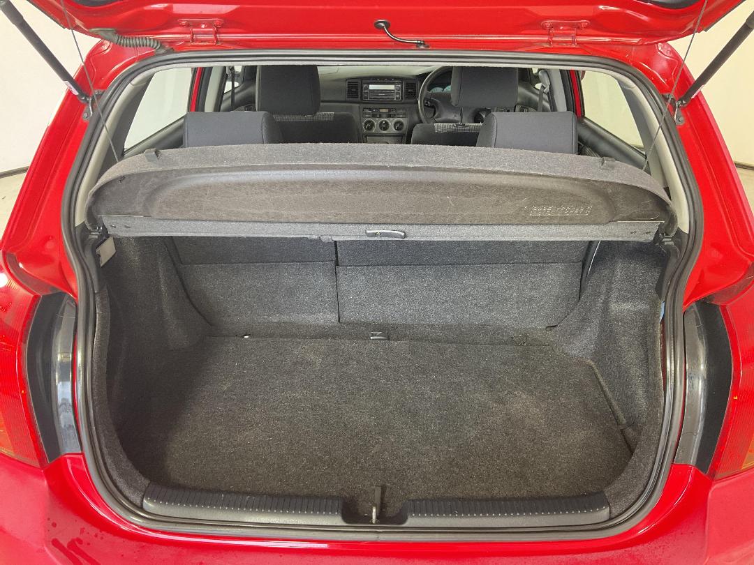 Photo '14' of Toyota Corolla