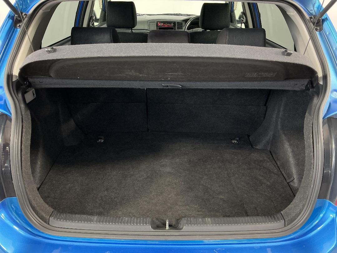 Photo '14' of Toyota Corolla Photo '14' of Toyota Corolla