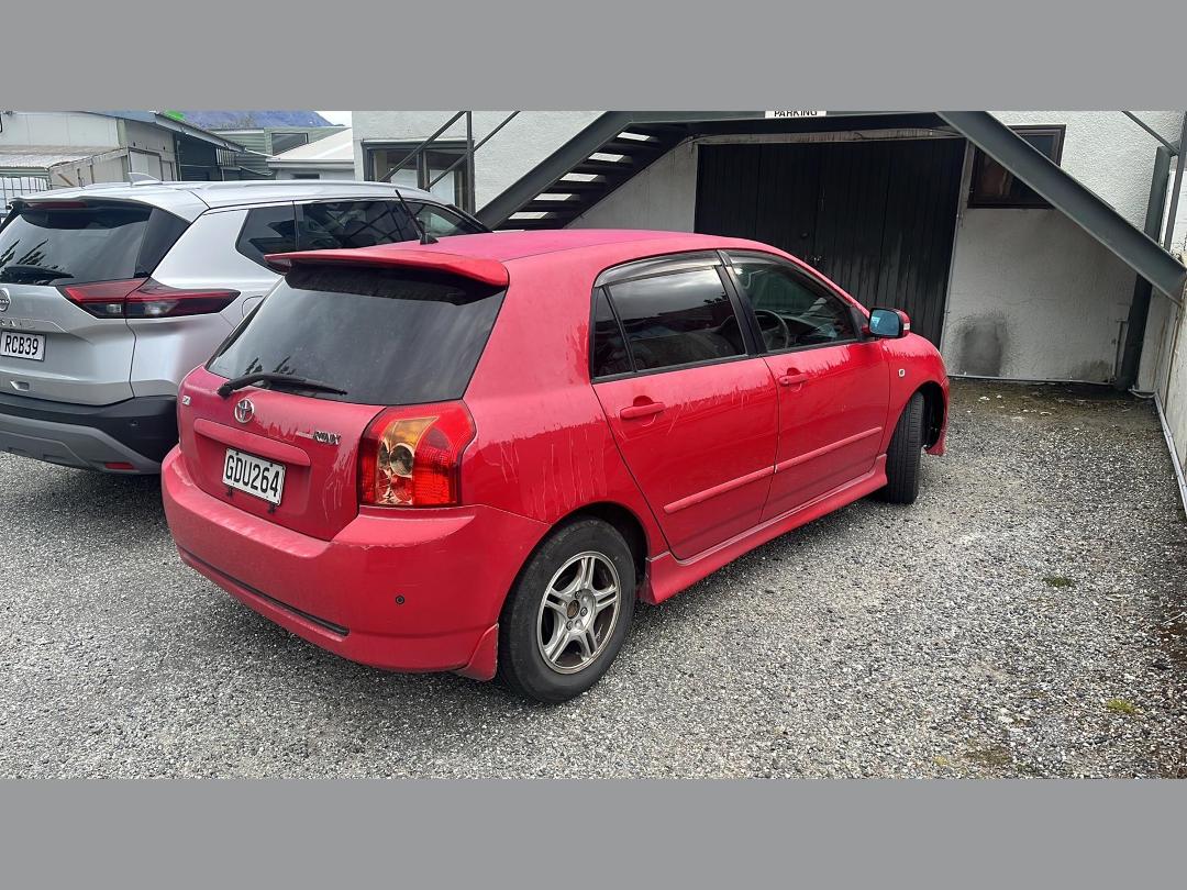 Photo '5' of Toyota Corolla Photo '5' of Toyota Corolla