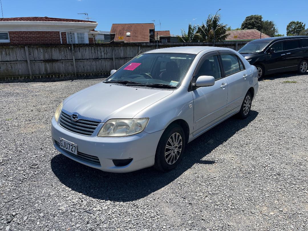 Photo '3' of Toyota Corolla Photo '3' of Toyota Corolla