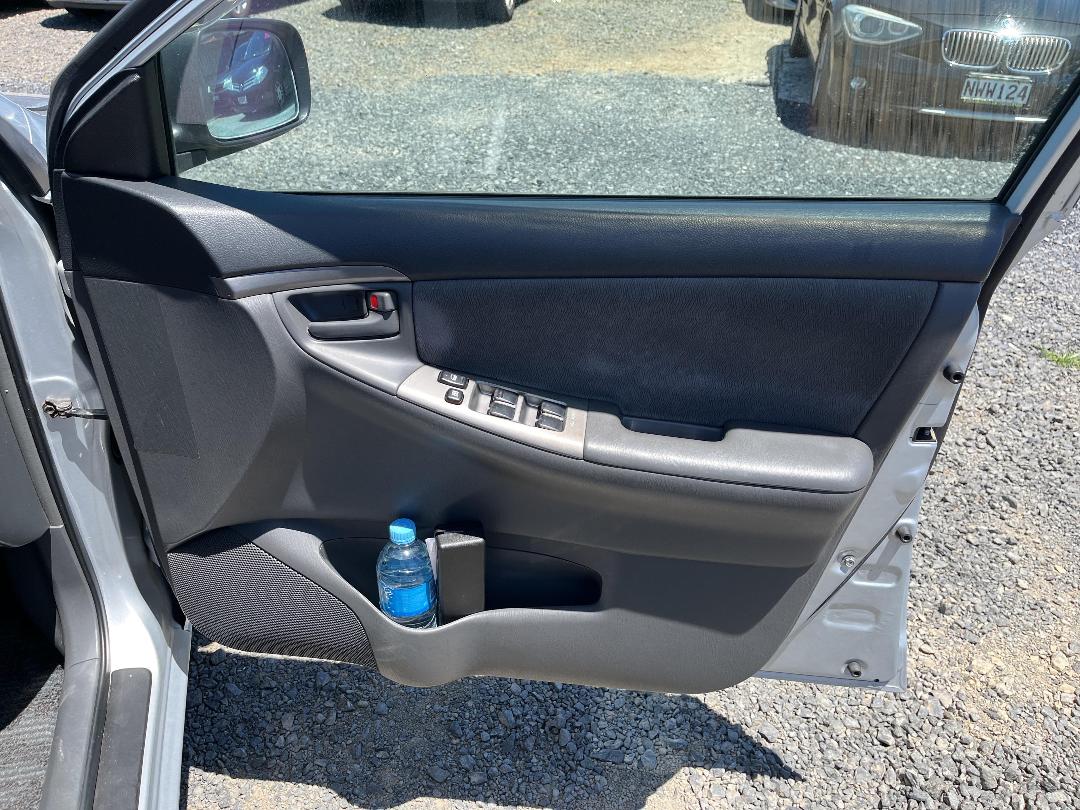 Photo '9' of Toyota Corolla Photo '9' of Toyota Corolla