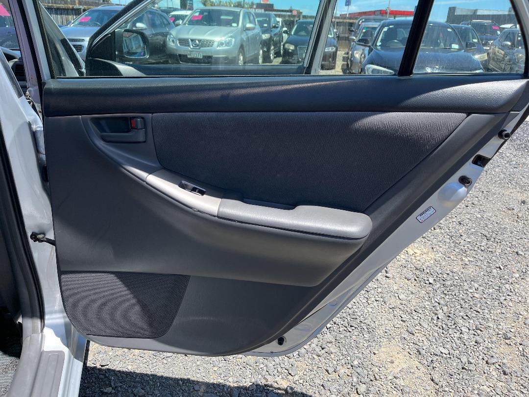 Photo '13' of Toyota Corolla Photo '13' of Toyota Corolla