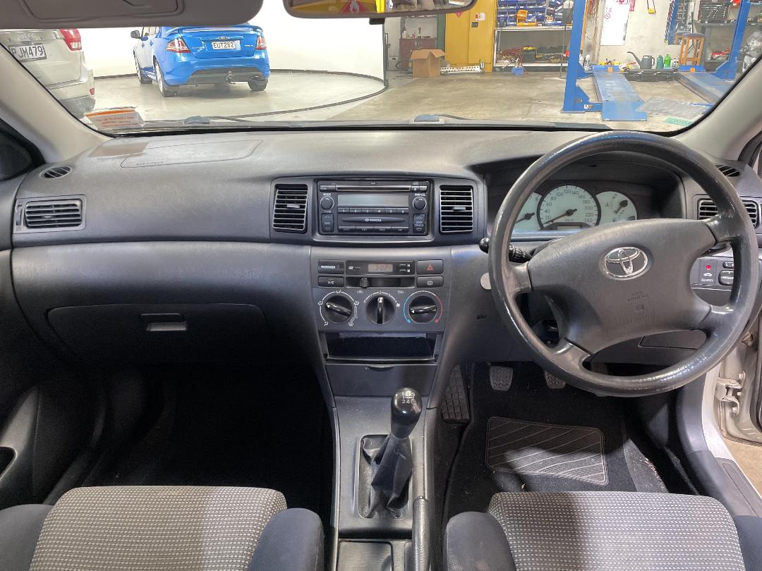 Photo '20' of Toyota Corolla GL Photo '20' of Toyota Corolla GL