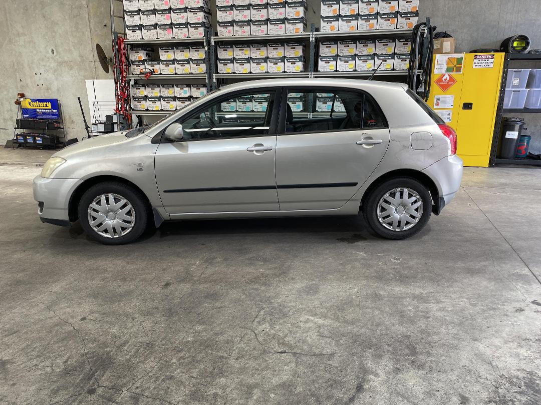 Photo '23' of Toyota Corolla GL Photo '23' of Toyota Corolla GL