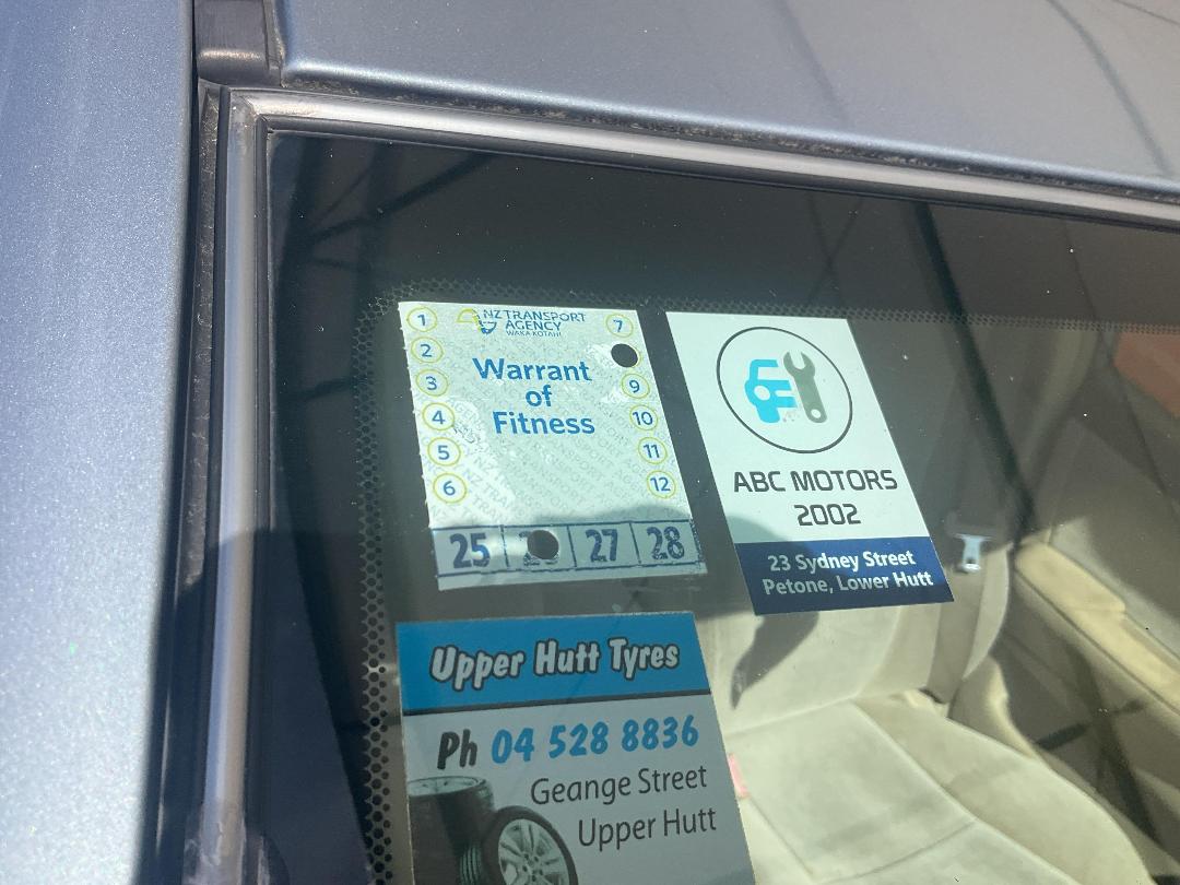 Photo '12' of Toyota Corolla GLX Photo '12' of Toyota Corolla GLX