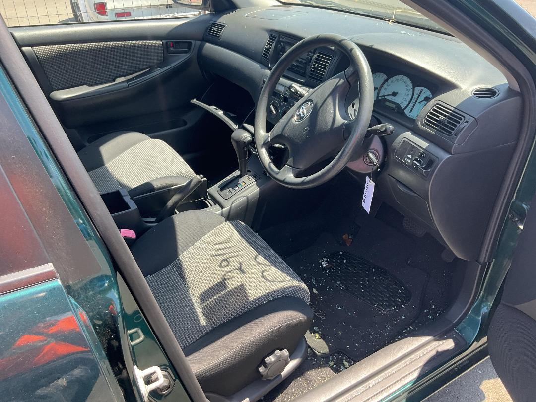 Photo '11' of Toyota Corolla GL