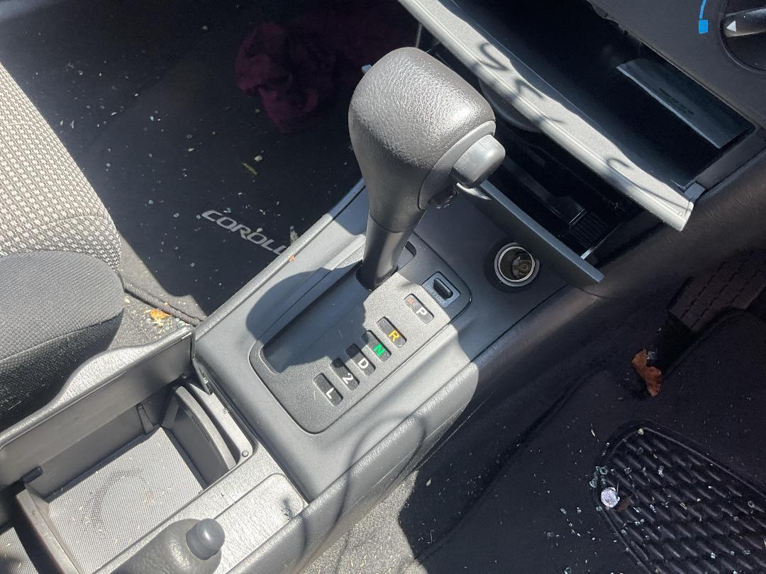 Photo '12' of Toyota Corolla GL