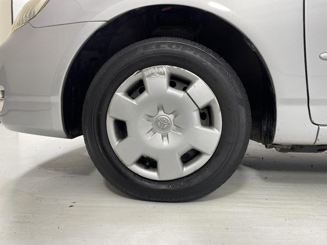 Photo '10' of Toyota Corolla