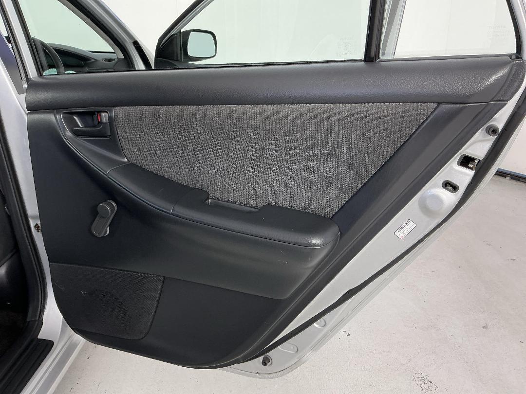 Photo '19' of Toyota Corolla Photo '19' of Toyota Corolla