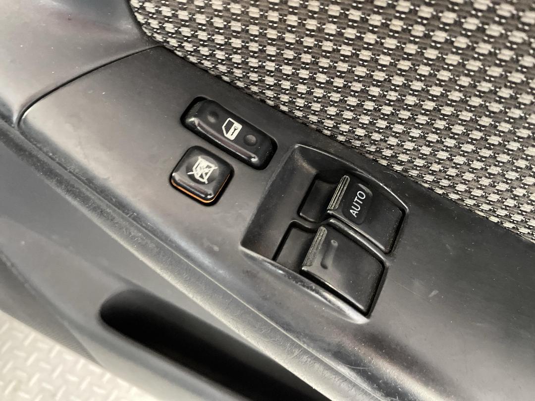 Photo '23' of Toyota Corolla