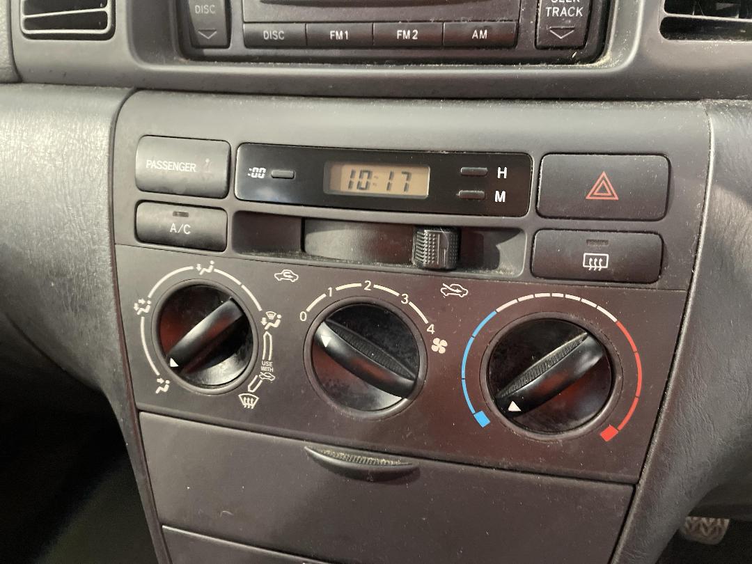 Photo '27' of Toyota Corolla