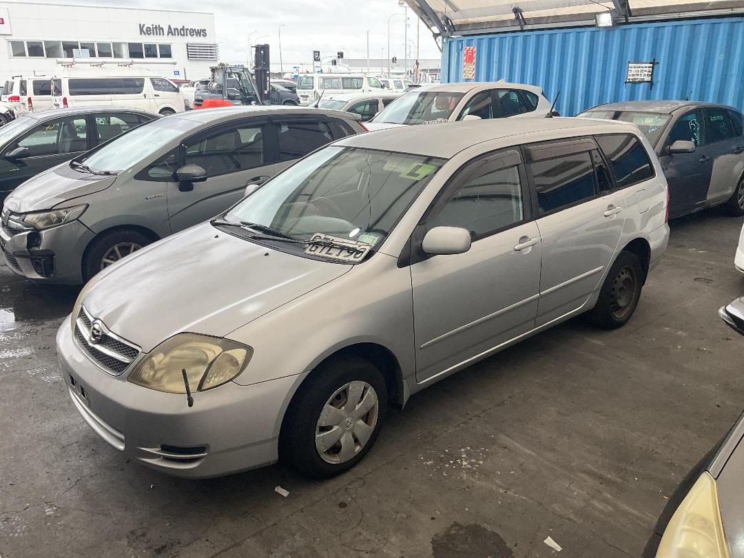 Photo '5' of Toyota Corolla Fielder 1.5L