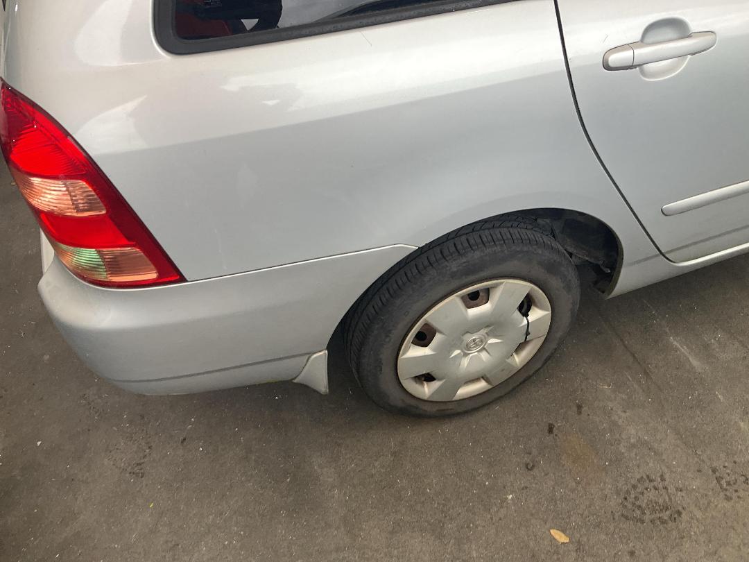 Photo '13' of Toyota Corolla Fielder 1.5L