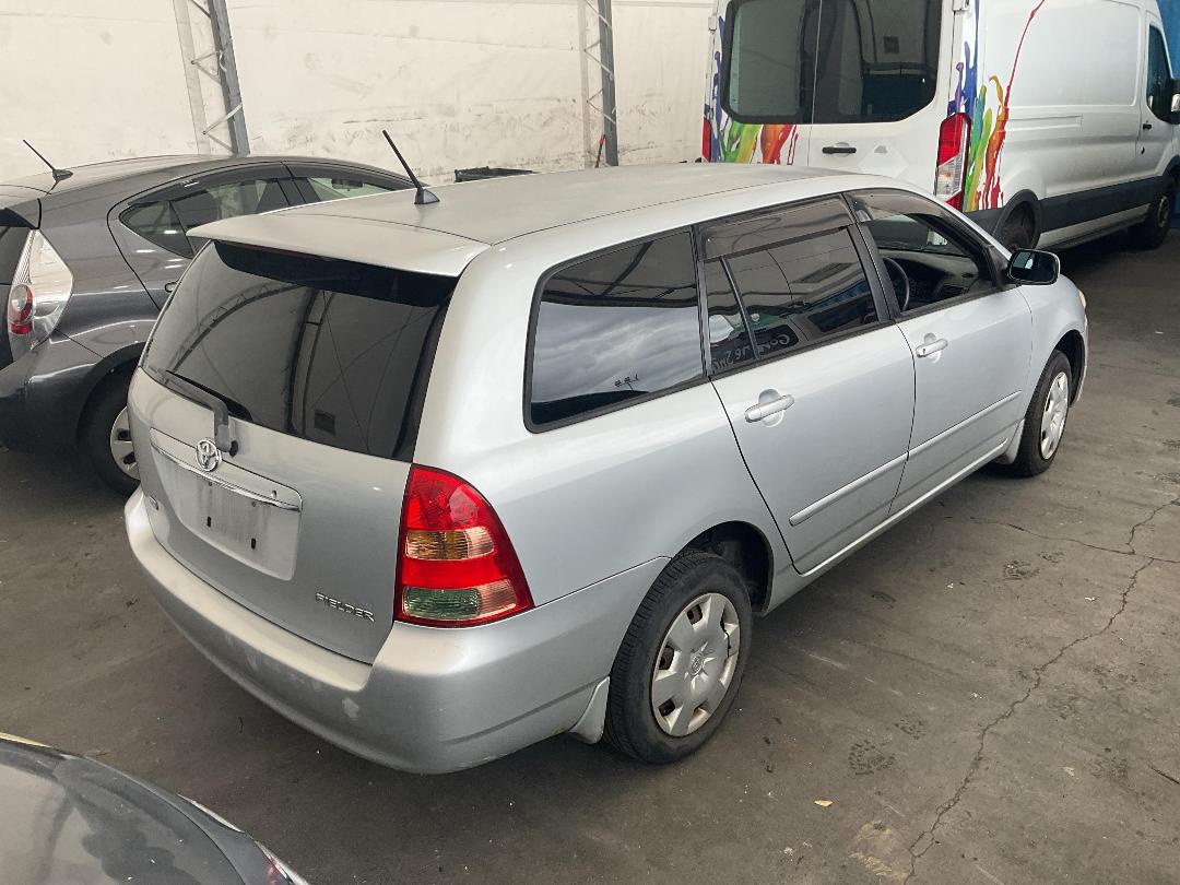 Photo '12' of Toyota Corolla Fielder 1.5L