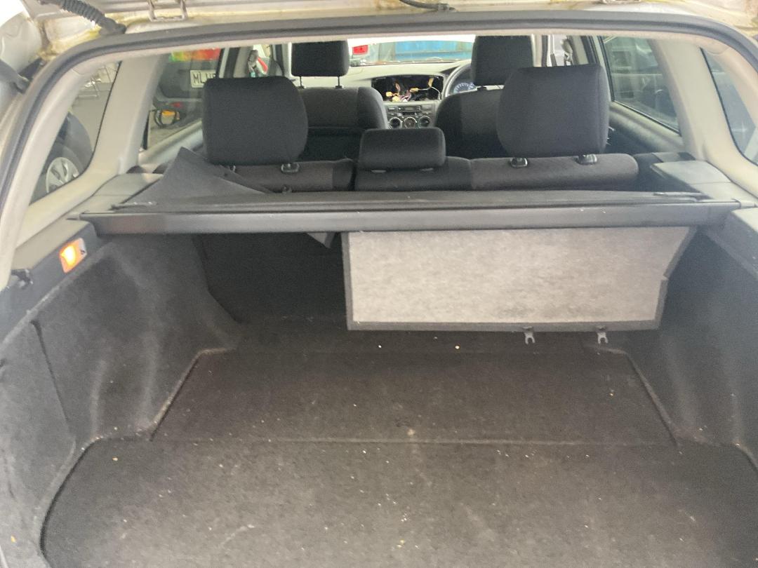 Photo '23' of Toyota Corolla Fielder 1.5L