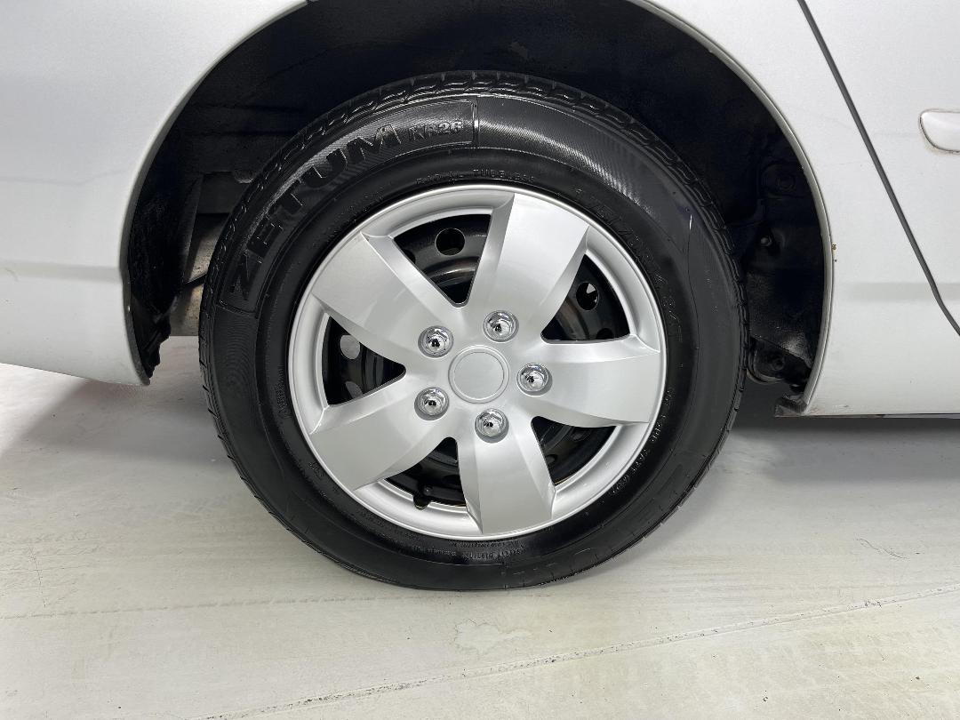 Photo '12' of Toyota Corolla