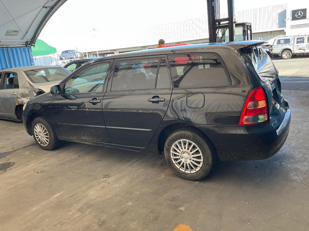 Photo '9' of Toyota Corolla Fielder X Photo '9' of Toyota Corolla Fielder X