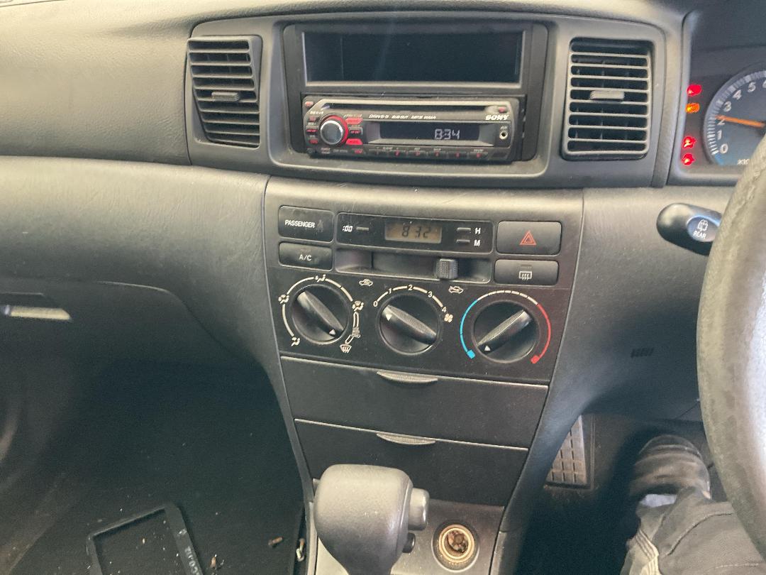 Photo '18' of Toyota Corolla Fielder X Photo '18' of Toyota Corolla Fielder X