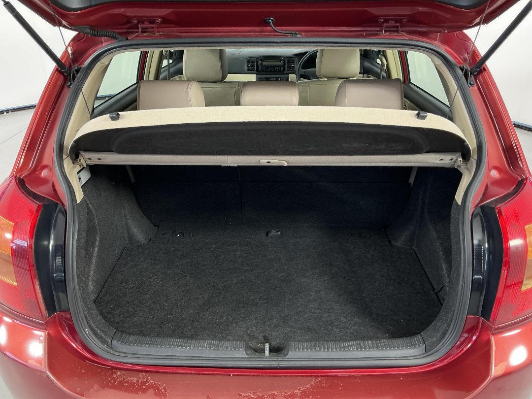 Photo '14' of Toyota Corolla Photo '14' of Toyota Corolla