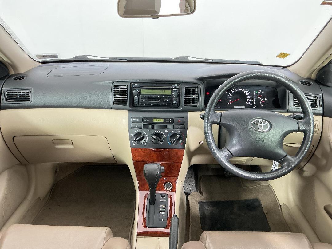 Photo '17' of Toyota Corolla Photo '17' of Toyota Corolla