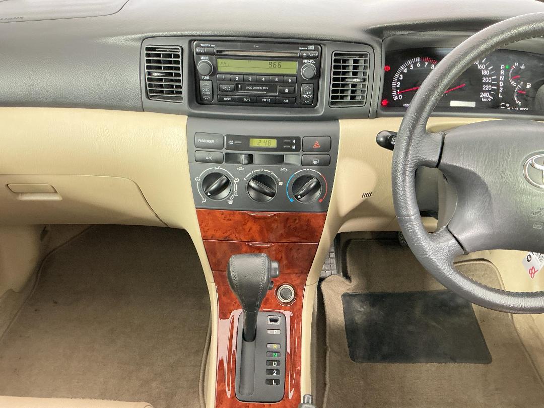 Photo '18' of Toyota Corolla Photo '18' of Toyota Corolla