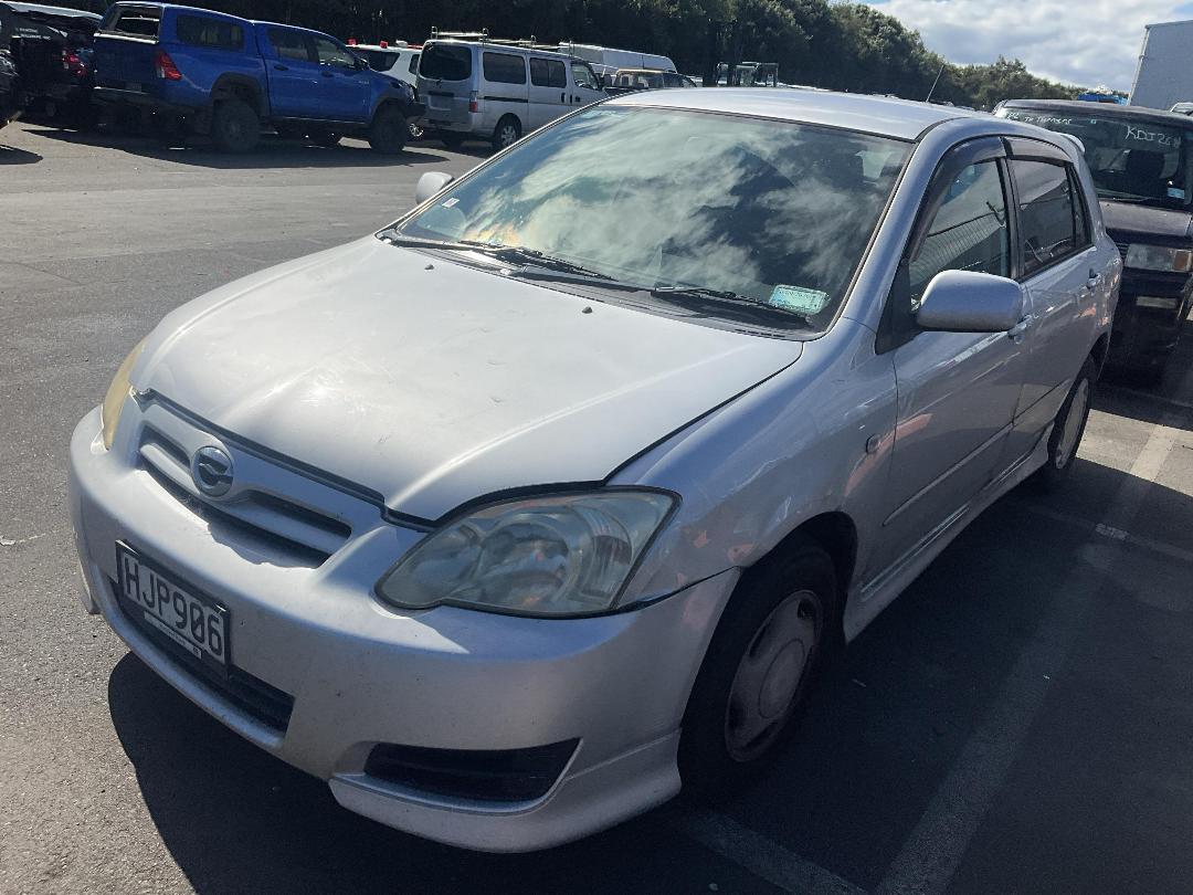 Photo '2' of Toyota Corolla Runx