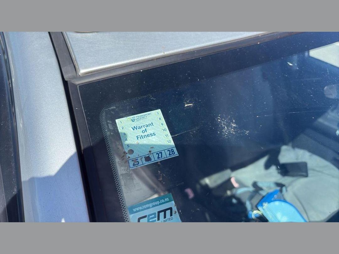 Photo '2' of Toyota Corolla Fielder Photo '2' of Toyota Corolla Fielder