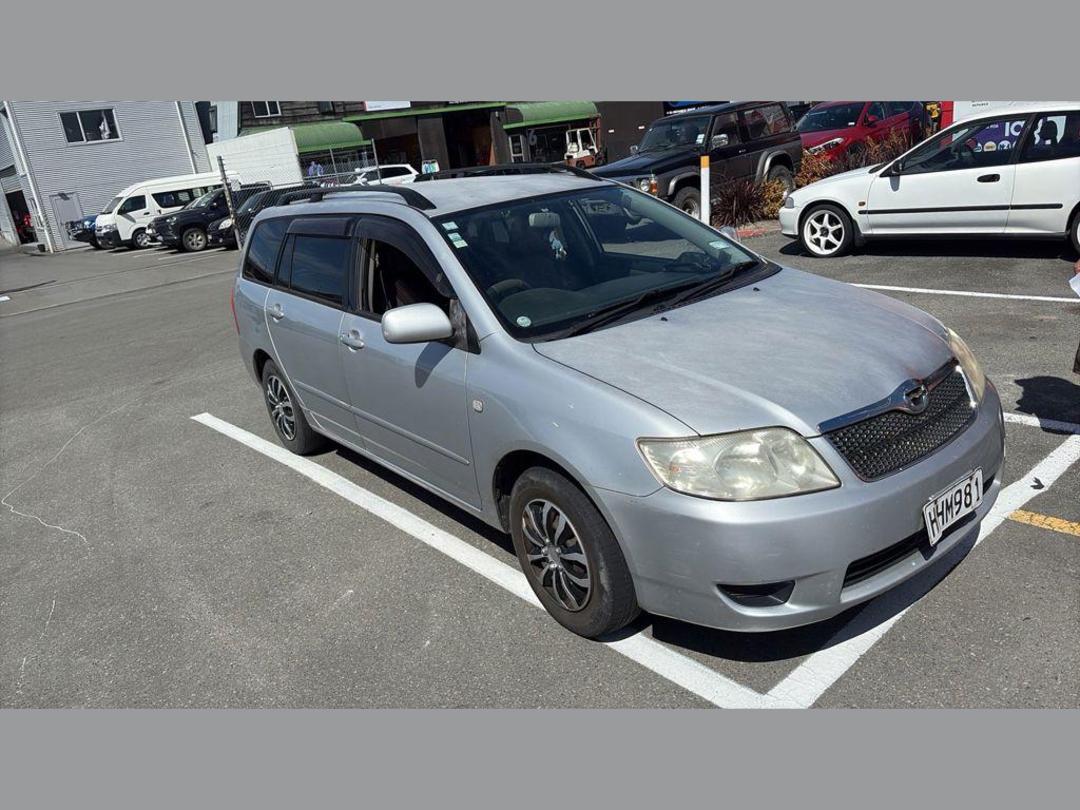 Photo '6' of Toyota Corolla Fielder Photo '6' of Toyota Corolla Fielder