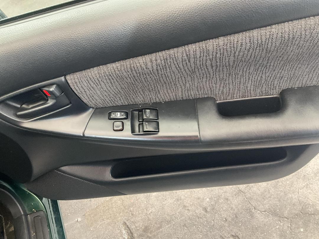 Photo '8' of Toyota Corolla 1.8P GL HATCH5 4A Photo '8' of Toyota Corolla 1.8P GL HATCH5 4A