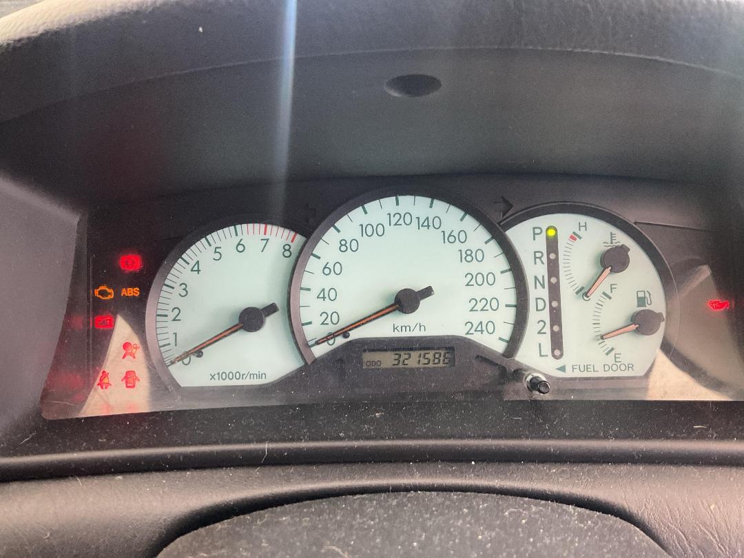 Photo '9' of Toyota Corolla 1.8P GL HATCH5 4A Photo '9' of Toyota Corolla 1.8P GL HATCH5 4A