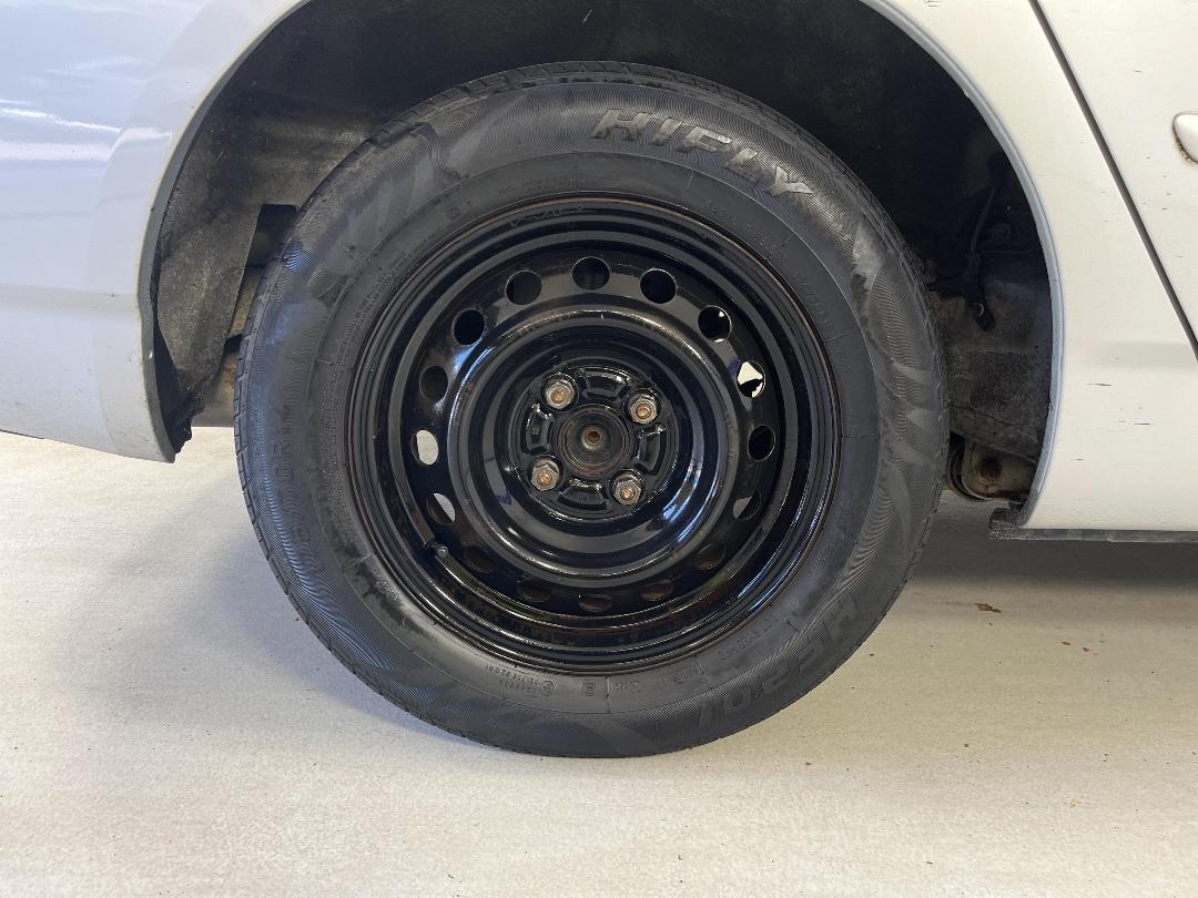 Photo '12' of Toyota Corolla