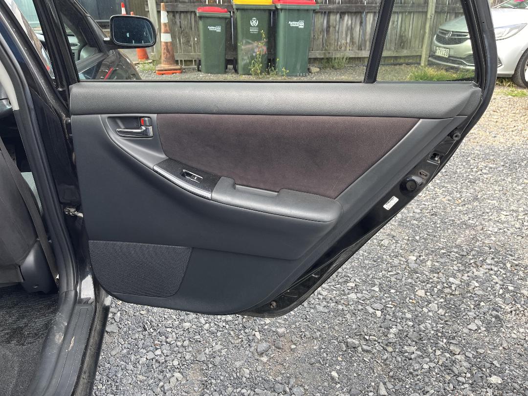 Photo '17' of Toyota Corolla Runx S