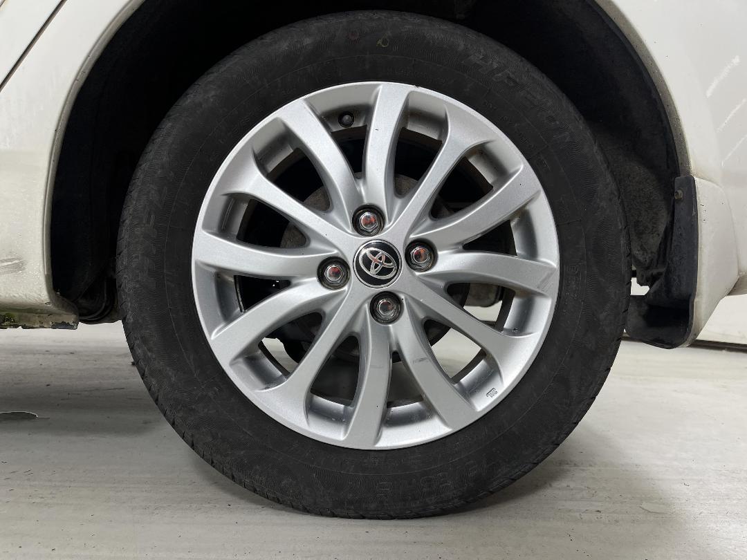 Photo '11' of Toyota Corolla