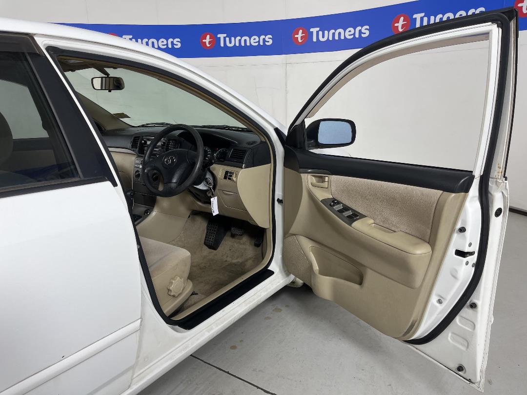 Photo '15' of Toyota Corolla