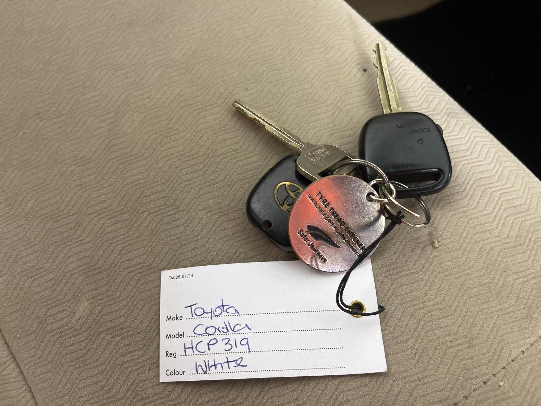 Photo '22' of Toyota Corolla