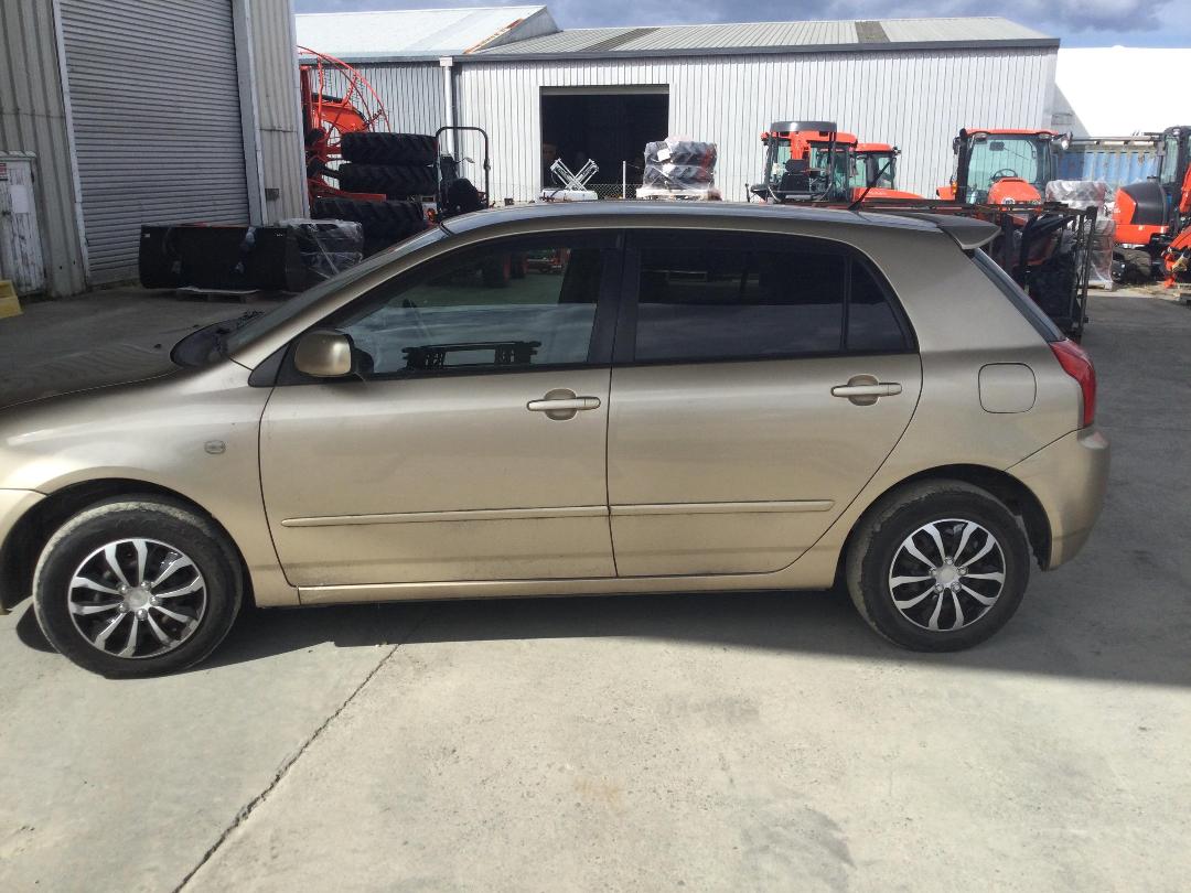 Photo '4' of Toyota Corolla Runx