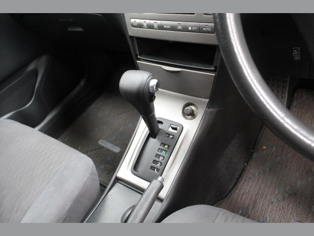 Photo '12' of Toyota Corolla Fielder Photo '12' of Toyota Corolla Fielder