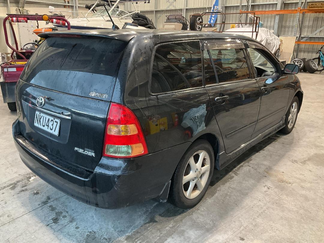 Photo '4' of Toyota Corolla Fielder Photo '4' of Toyota Corolla Fielder