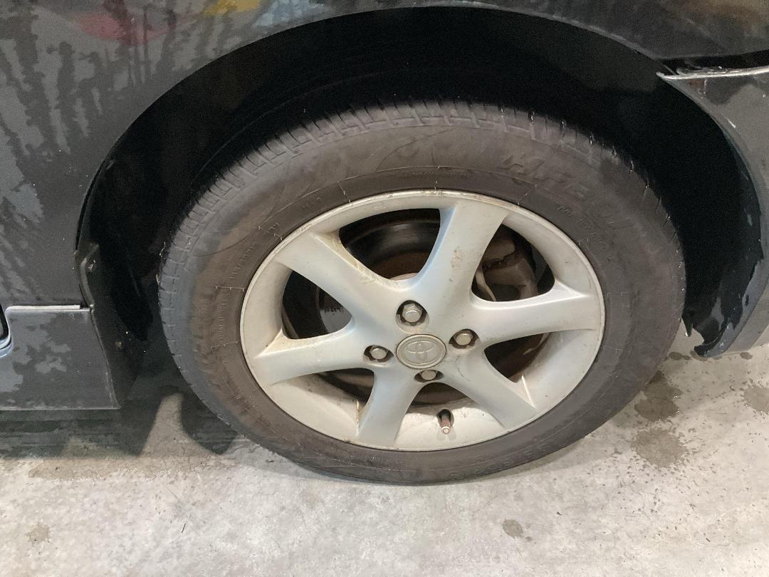 Photo '9' of Toyota Corolla Fielder Photo '9' of Toyota Corolla Fielder