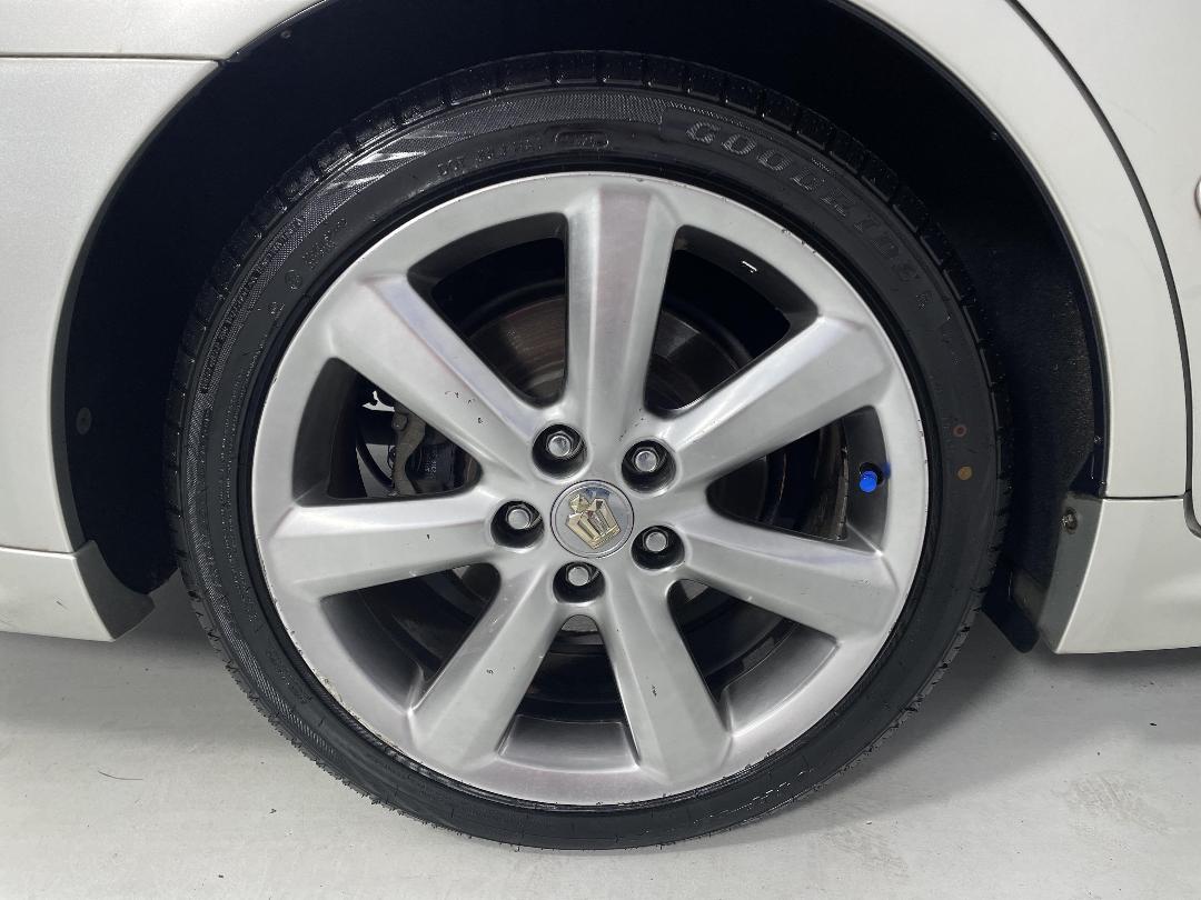 Photo '12' of Toyota Crown