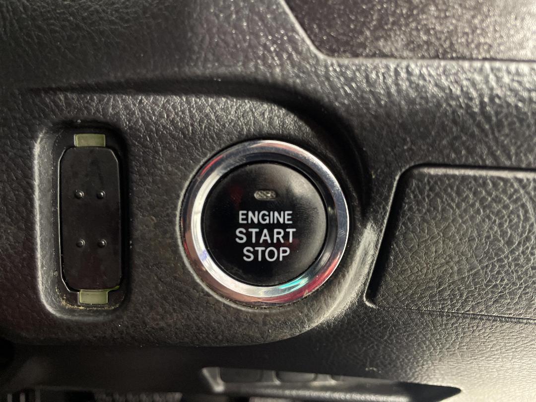 Photo '24' of Toyota Crown