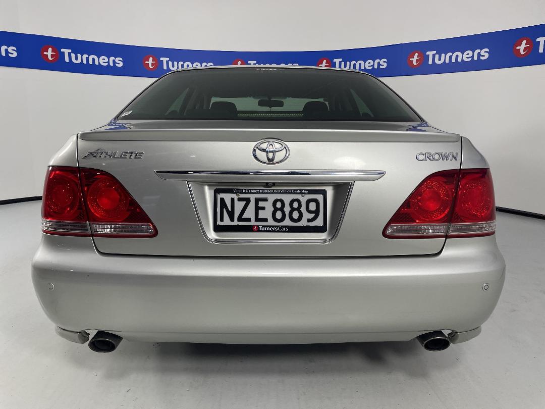 Photo '6' of Toyota Crown