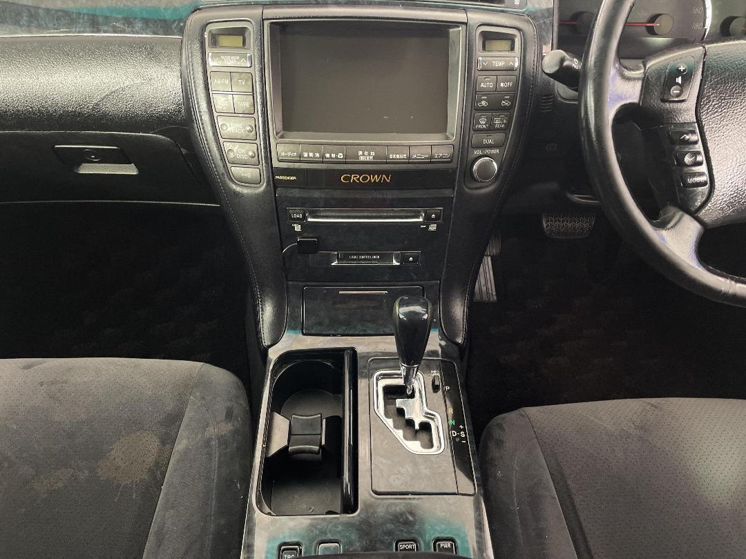 Photo '18' of Toyota Crown