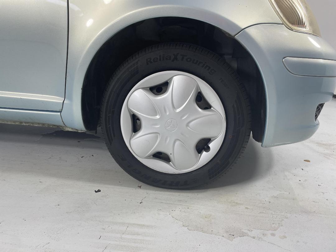 Photo '7' of Toyota Echo