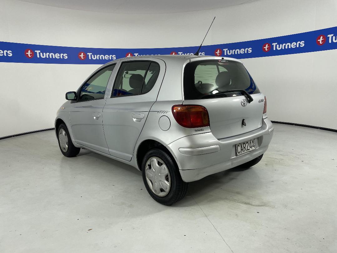 Photo '5' of Toyota Echo