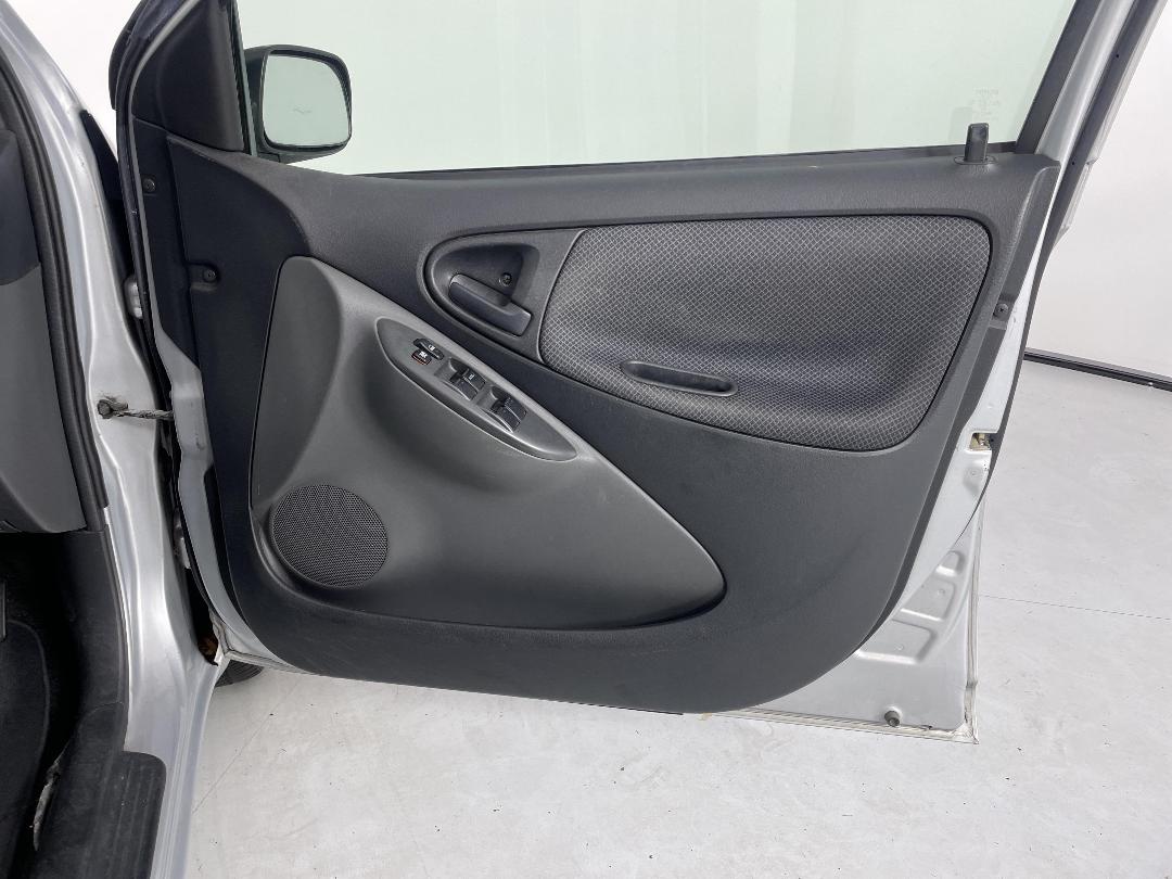 Photo '15' of Toyota Echo