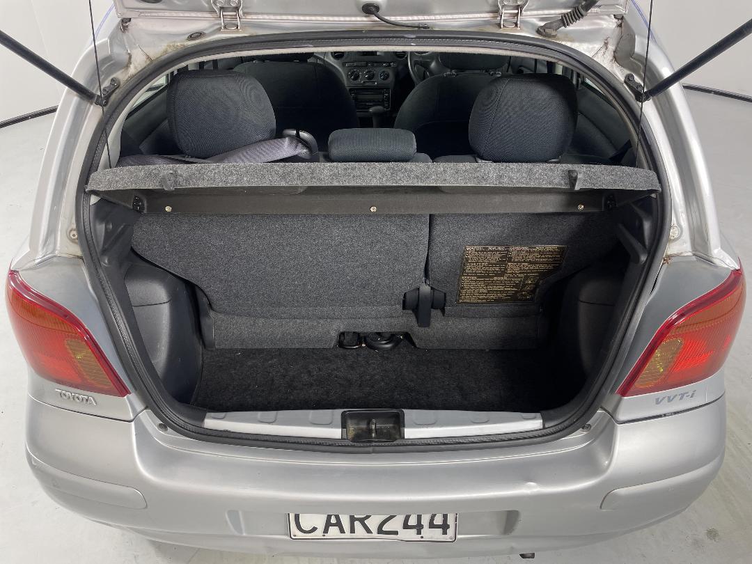 Photo '14' of Toyota Echo