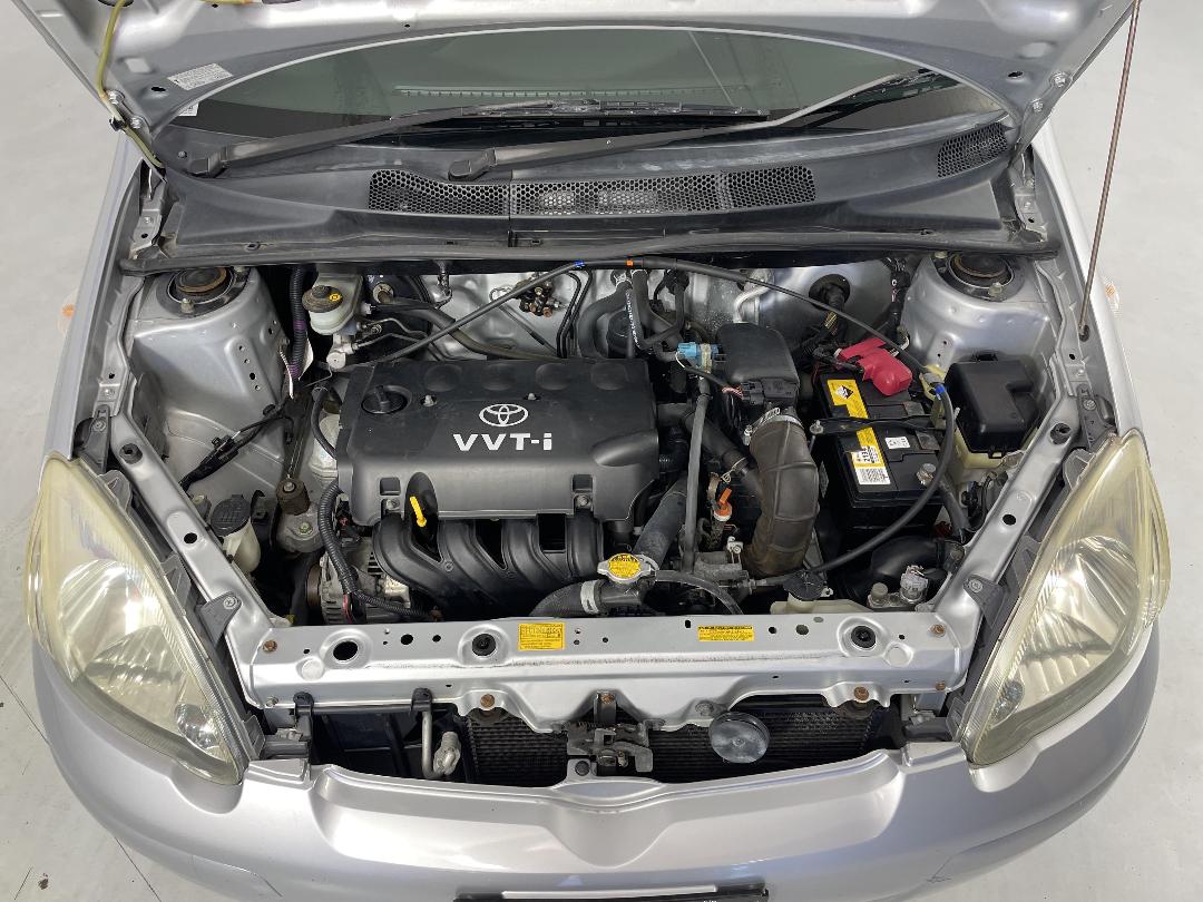 Photo '13' of Toyota Echo