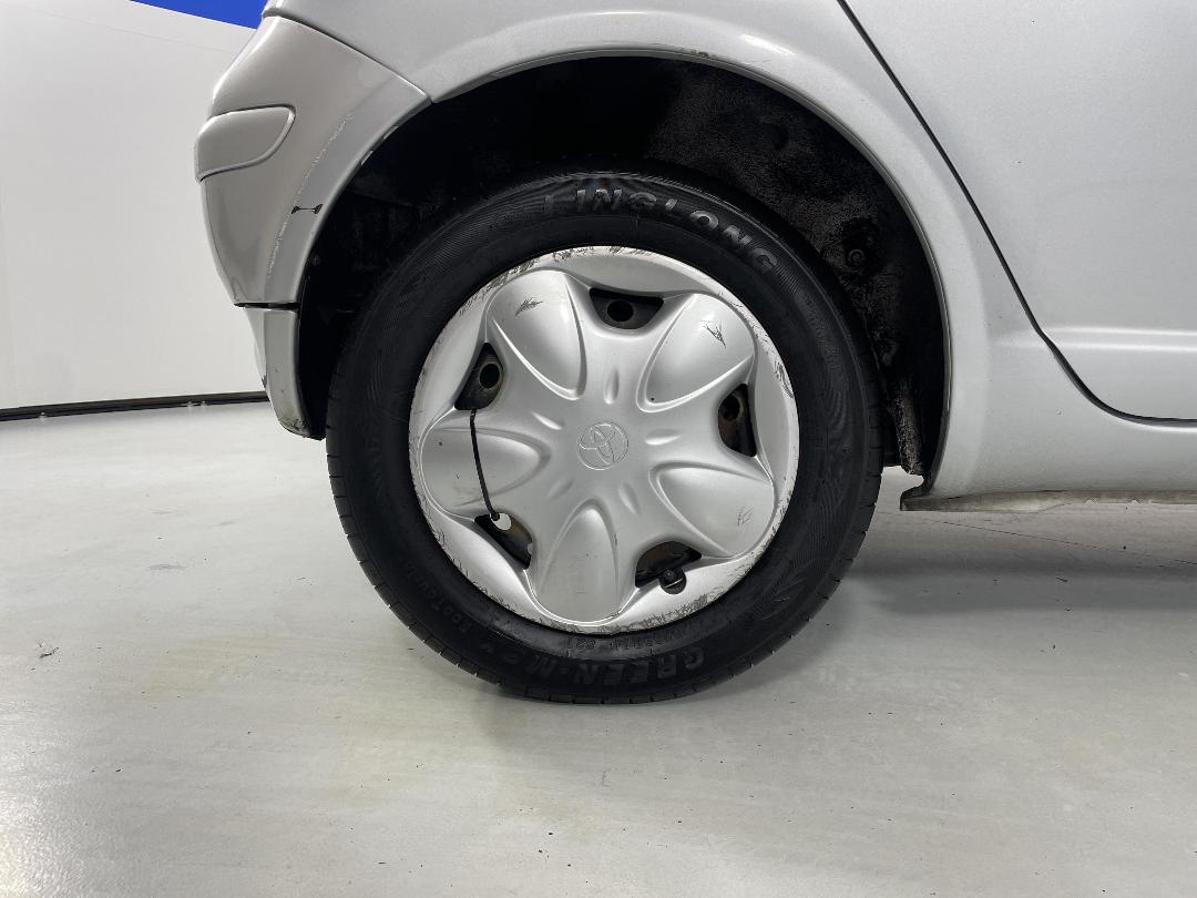 Photo '12' of Toyota Echo